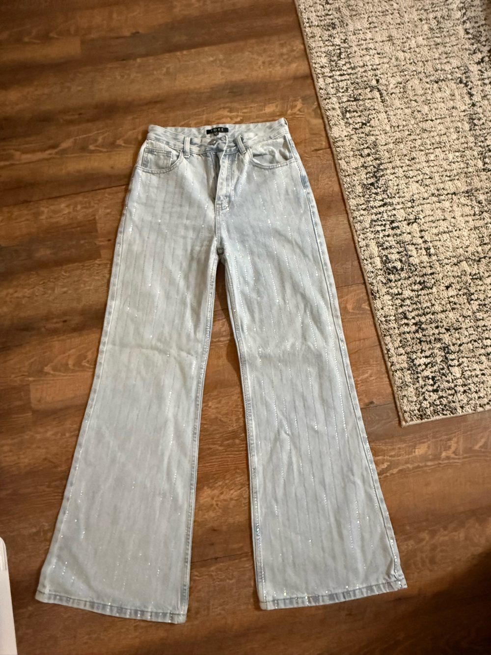 FORE Collection Rhinestone Wide Leg Jeans Light Wash Size S